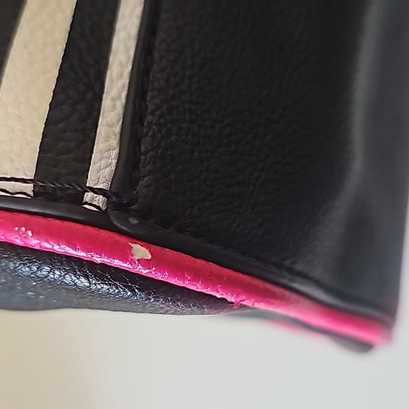 Betsey Johnson White Black Striped Lipstick Applique Hand Bag PurseChain Straps - Picture 6 of 16